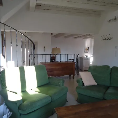 Holiday home Des Genets